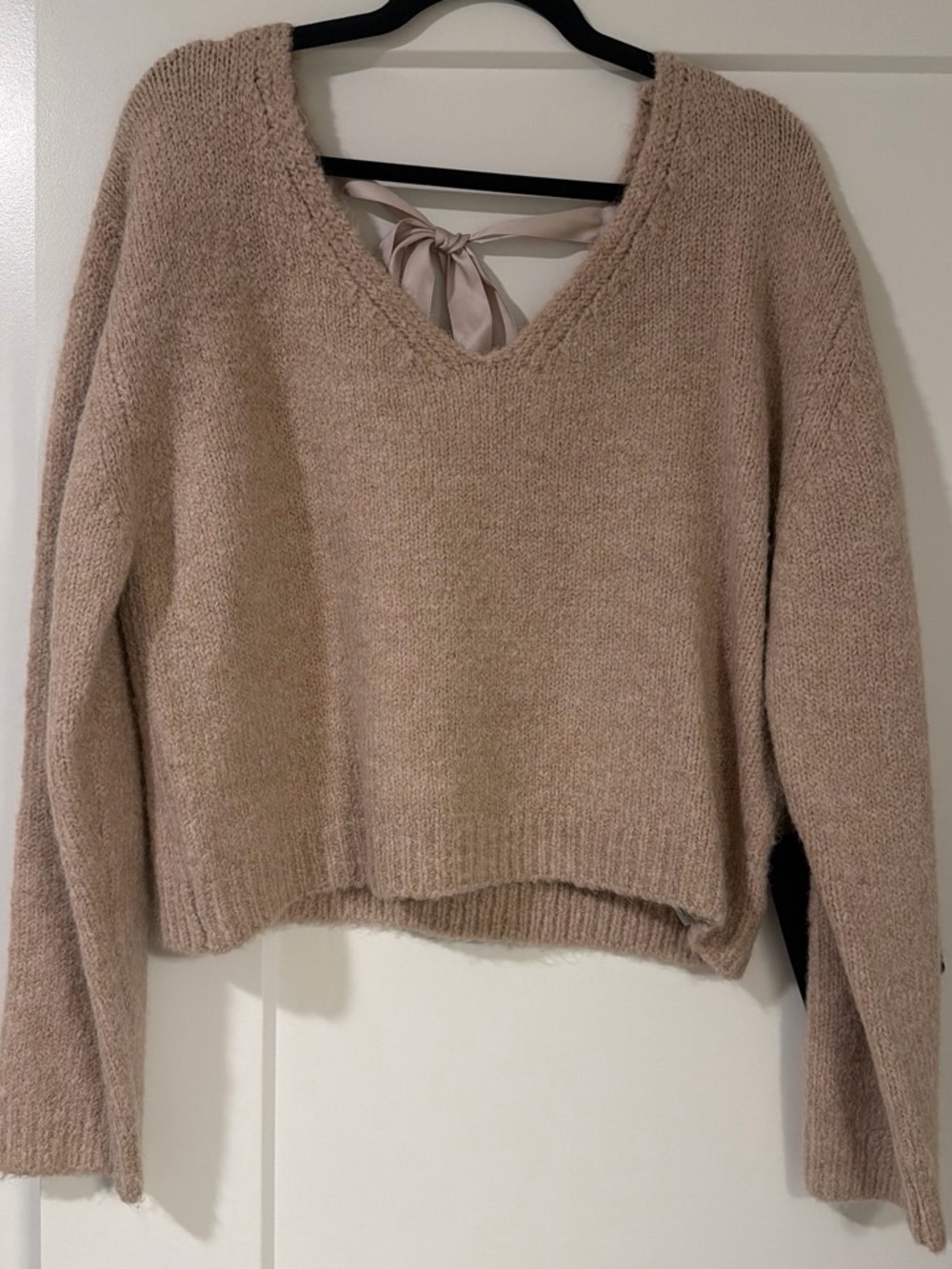 Lulu's Soft V-Neck Pullover Sweater in Taupe